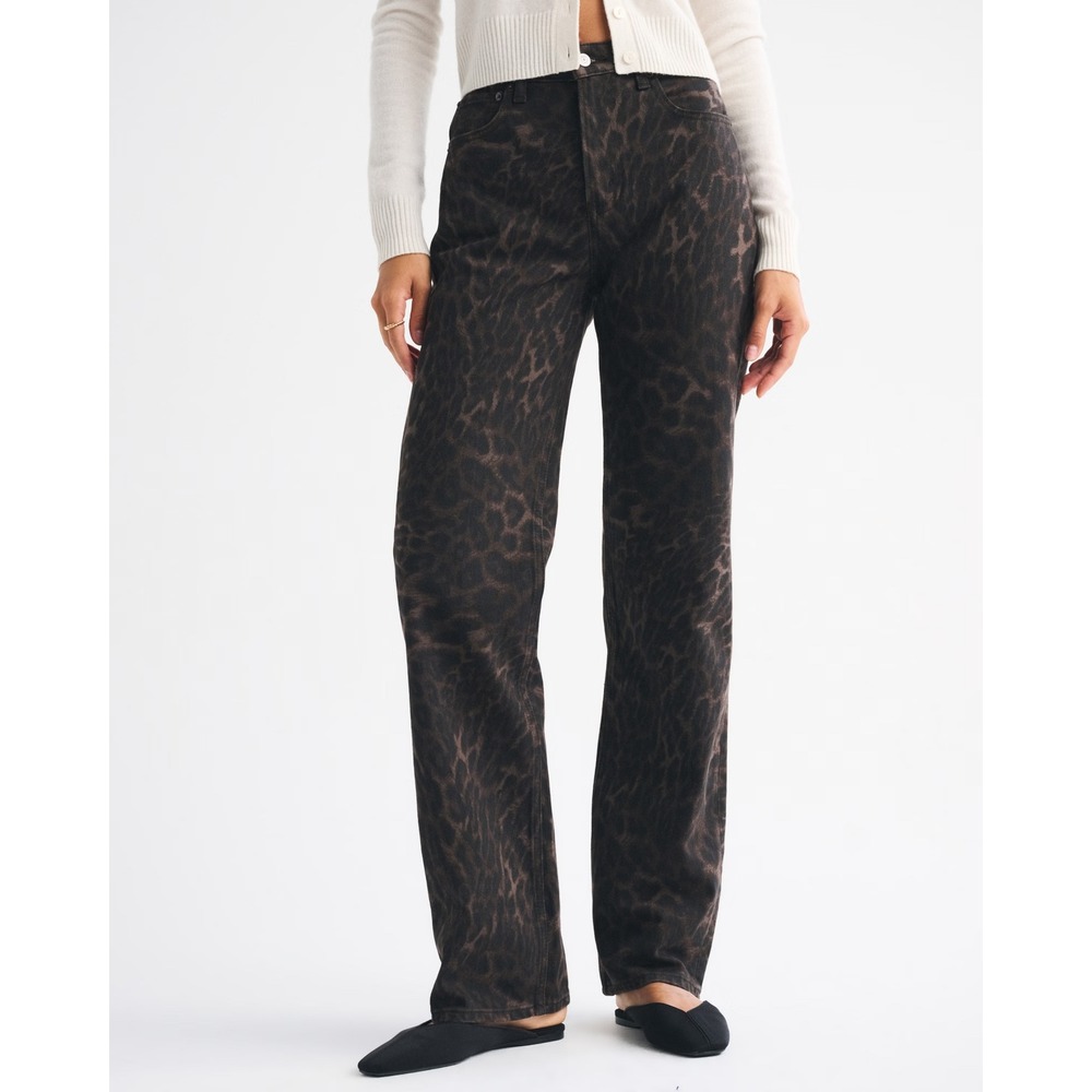 Abercrombie & Fitch High Rise 90s Relaxed Leopard Print Jean Brown 28 Regular